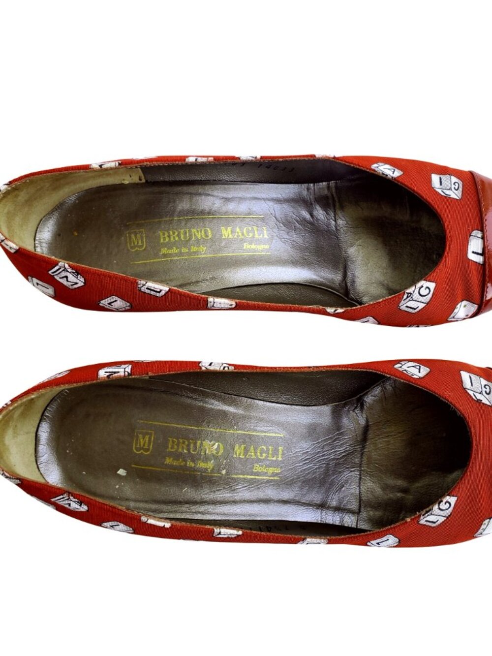 Vintage 1980s Bruno Magli Red Novelty Print Pumps Italy Sz 7.5 Dice - Picture 14 of 14